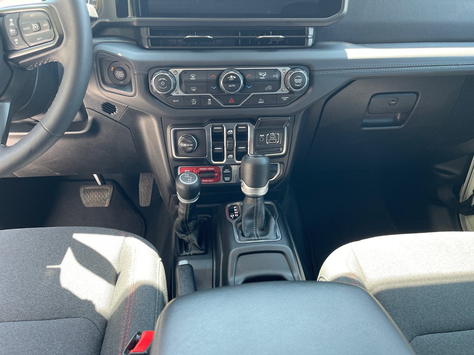 2025 Jeep Wrangler 4-Door Rubicon 4x4