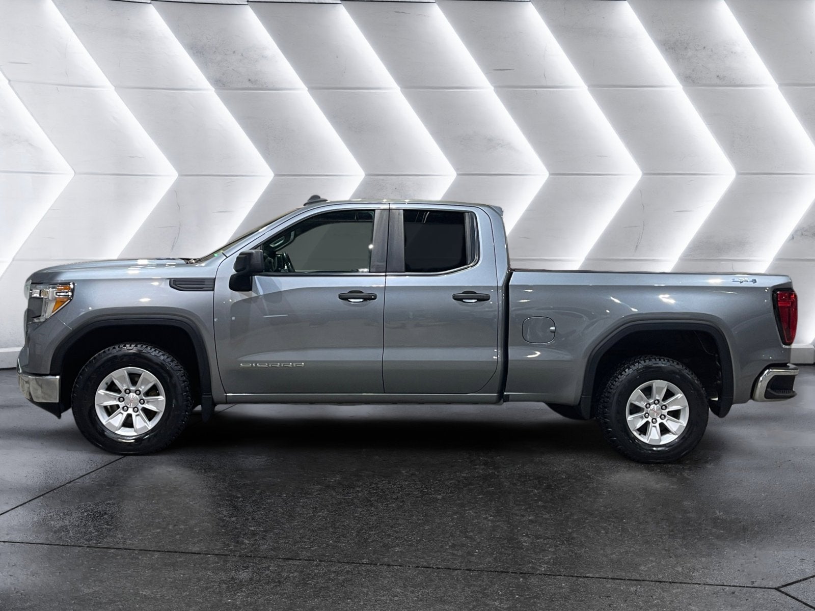 2021 GMC Sierra 1500 4WD Double Cab Standard Box