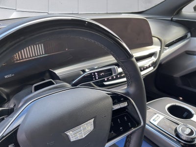 2024 Cadillac LYRIQ Luxury 2