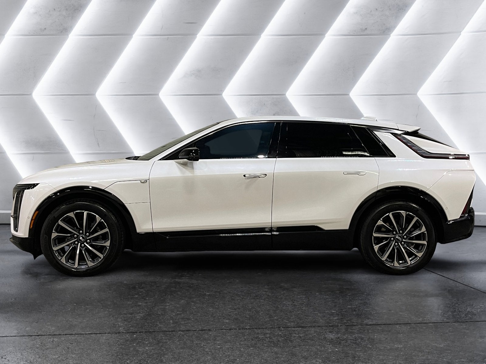 2024 Cadillac LYRIQ Sport 1