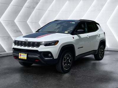 2025 Jeep Compass Trailhawk 4x4