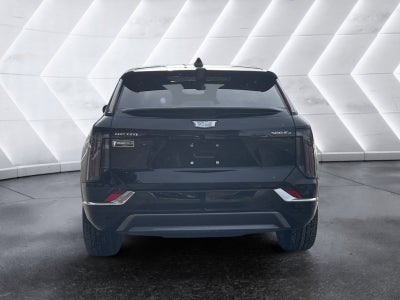 2025 Cadillac OPTIQ Luxury 2