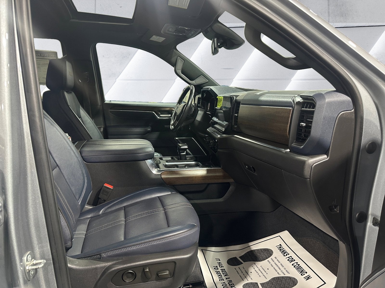 2023 Chevrolet Silverado 1500 High Country