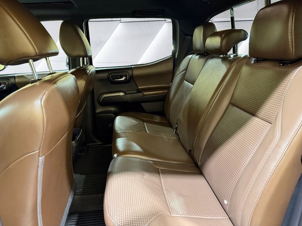 2016 Toyota Tacoma Limited V6