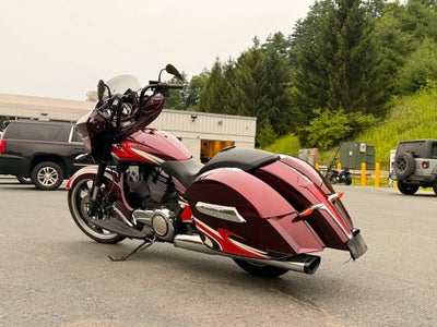 2015 VICTORY MAGNUM Base