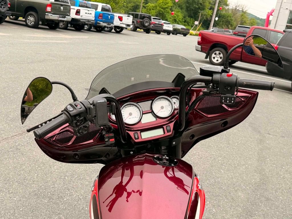 2015 VICTORY MAGNUM Base