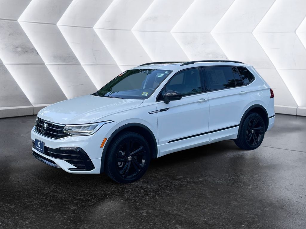 2024 Volkswagen Tiguan 2.0T SE R-Line Black