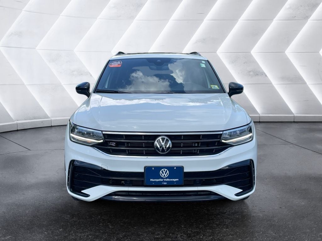 2024 Volkswagen Tiguan 2.0T SE R-Line Black
