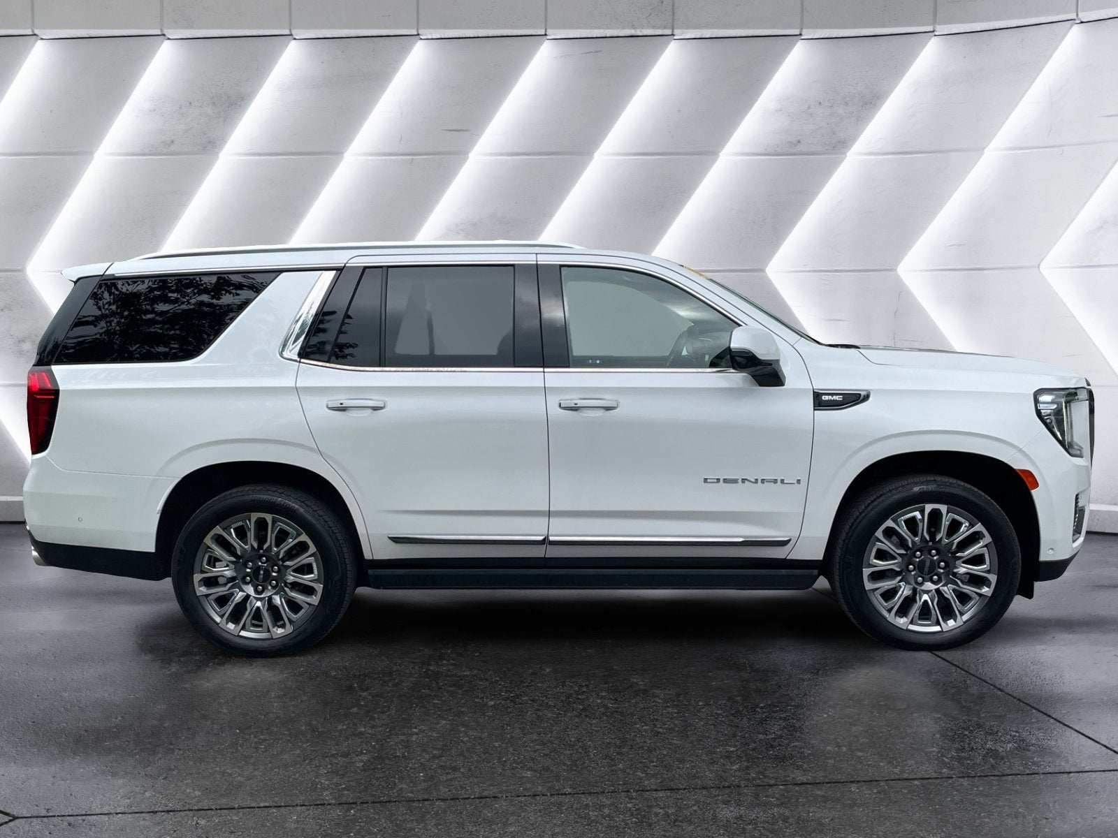 2024 GMC Yukon Denali Ultimate