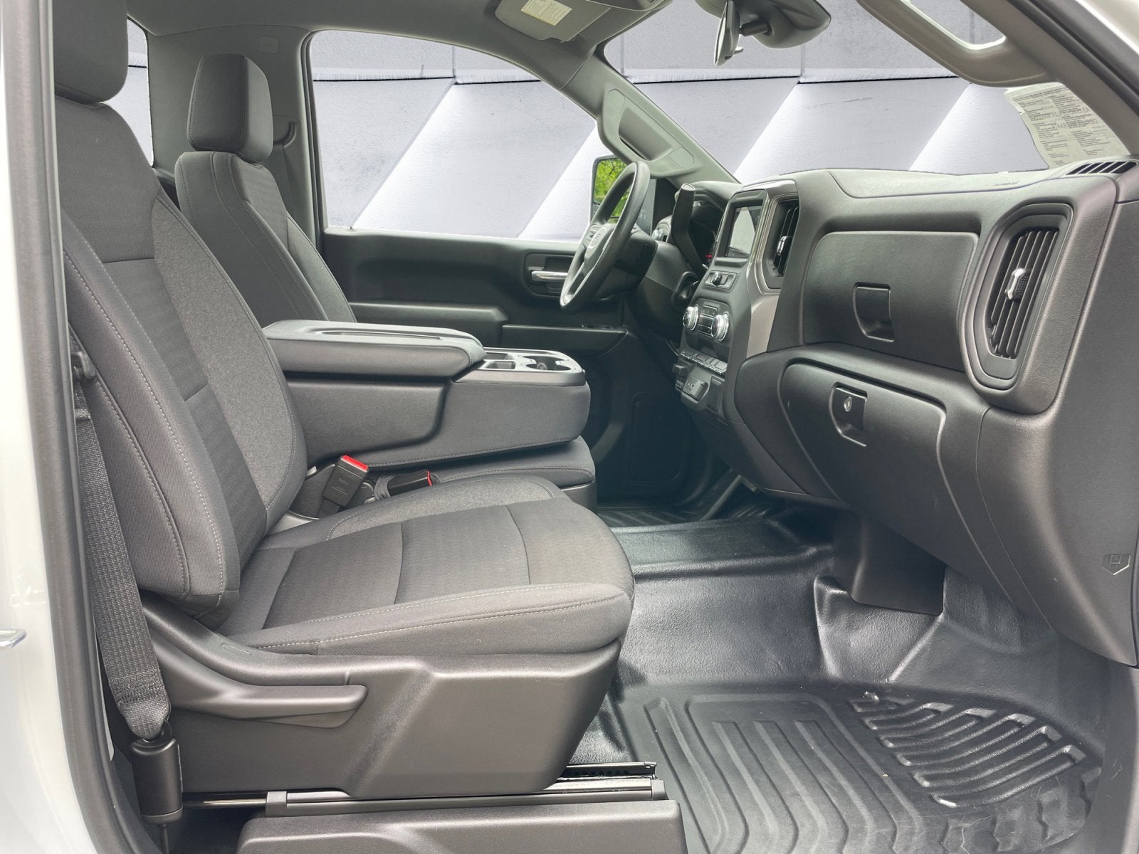 2025 GMC Sierra 2500 HD Pro