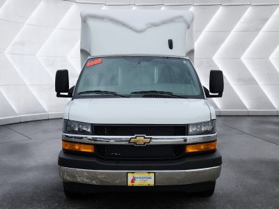 2025 Chevrolet Express Cutaway 3500 1WT 10 Ft Unicell Aerocell Box