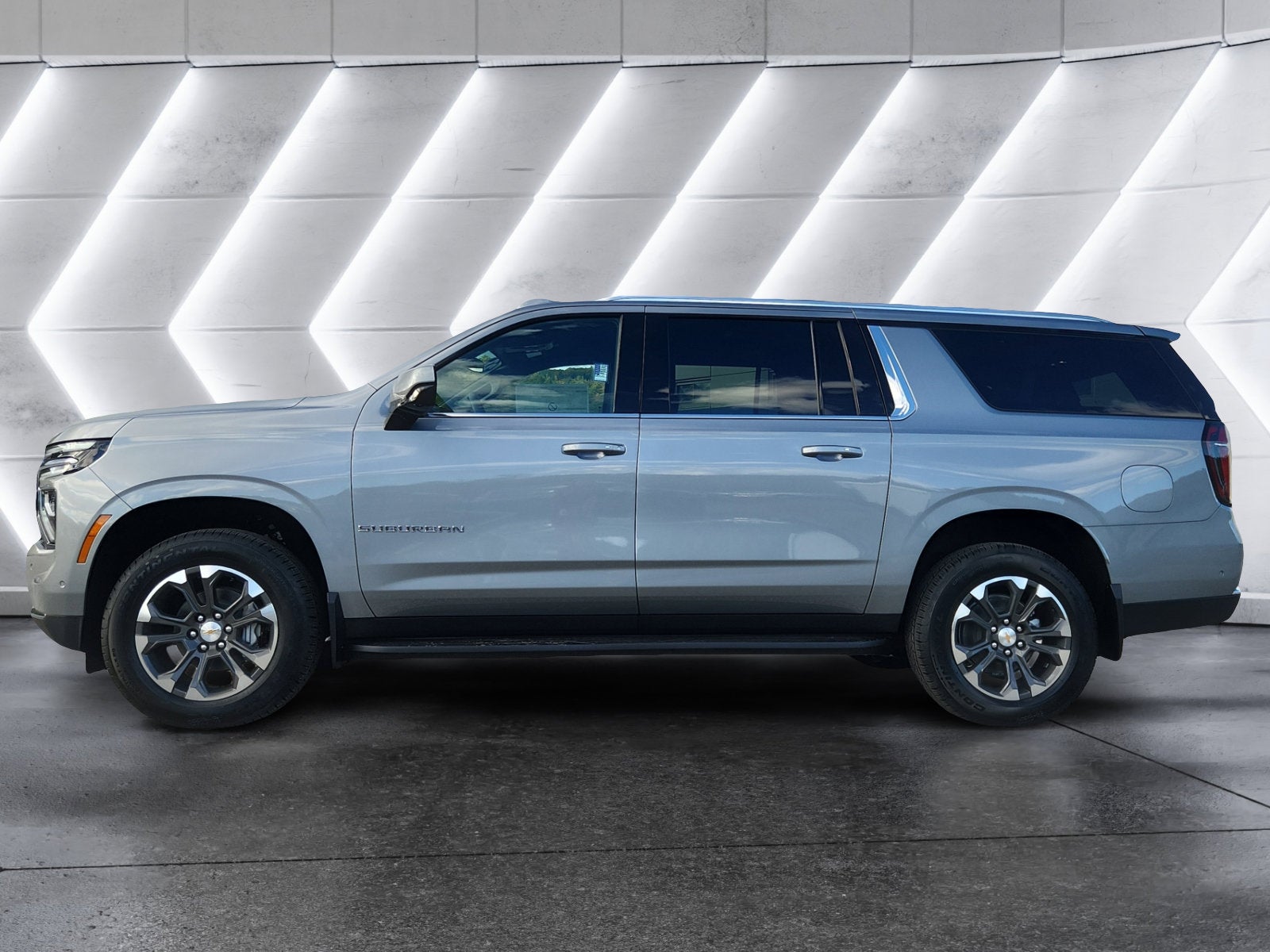 2027 Chevrolet Suburban LS