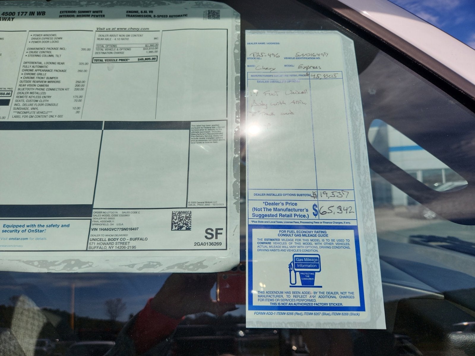 2025 Chevrolet Express Cutaway 4500 2WT Unicell Box Van