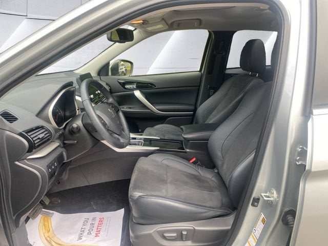 2023 Mitsubishi Eclipse Cross Base