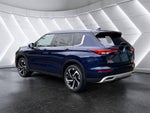 2022 Mitsubishi Outlander Base