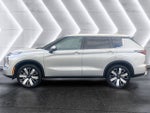 2025 Mitsubishi Outlander Base