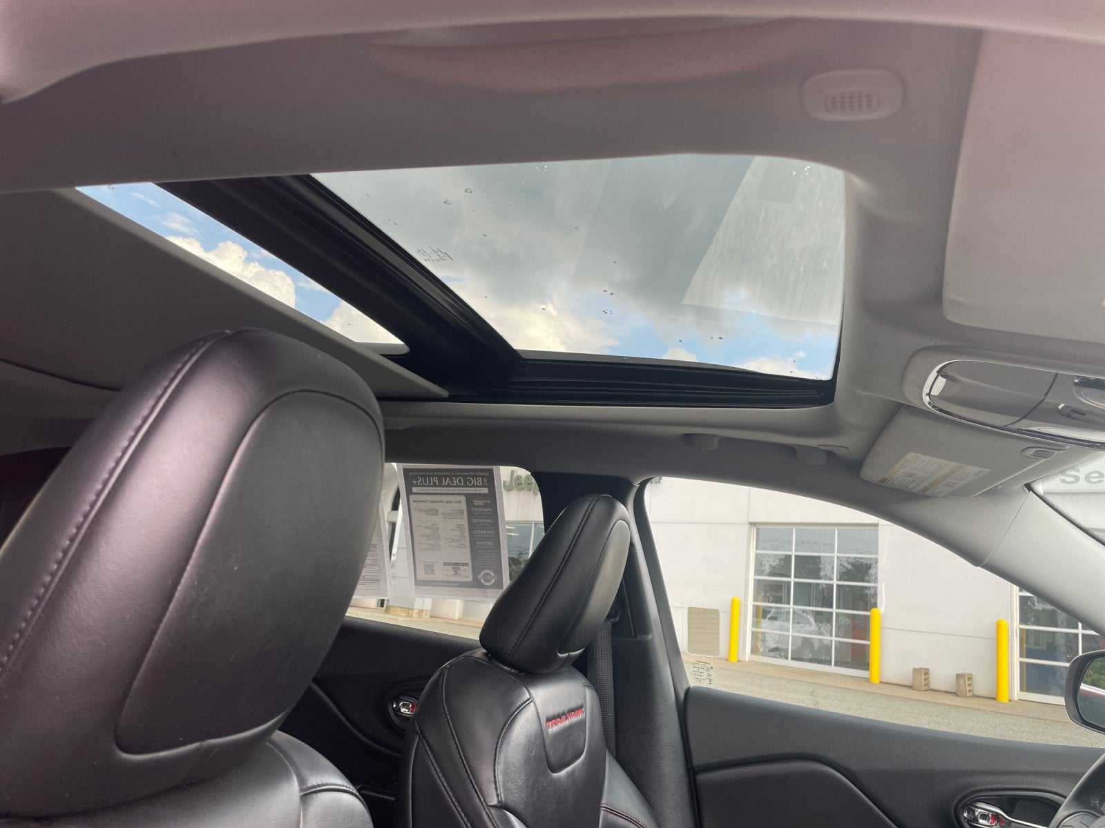 2021 Jeep Cherokee Trailhawk