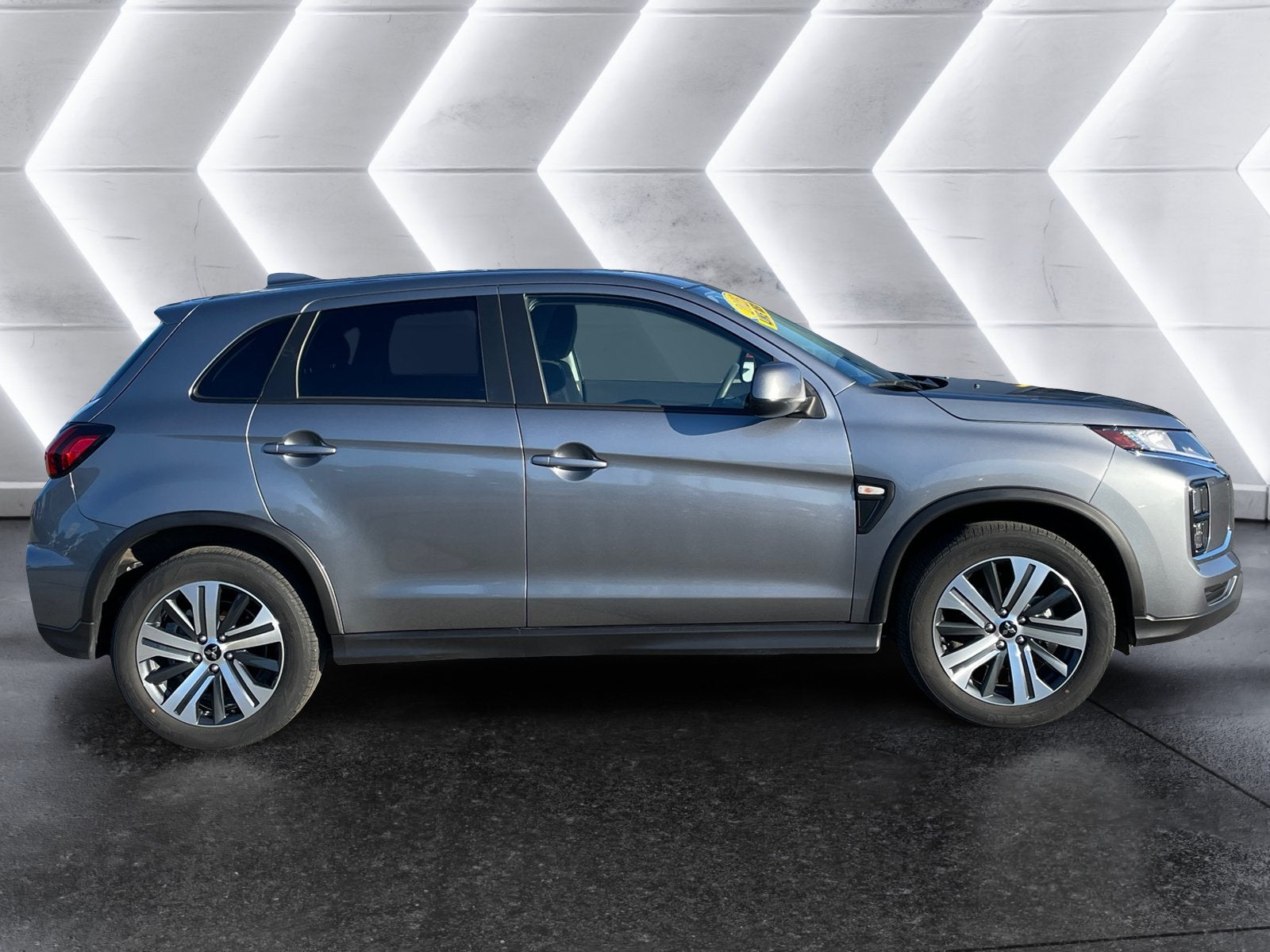2025 Mitsubishi Outlander Sport Base