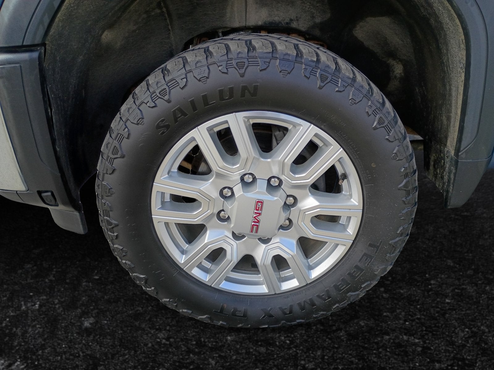 2024 GMC Sierra 2500HD SLT