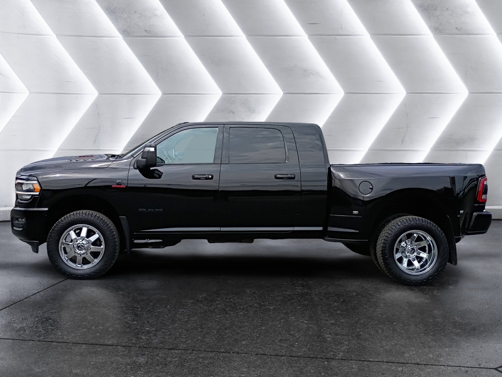 2023 RAM 3500 Laramie
