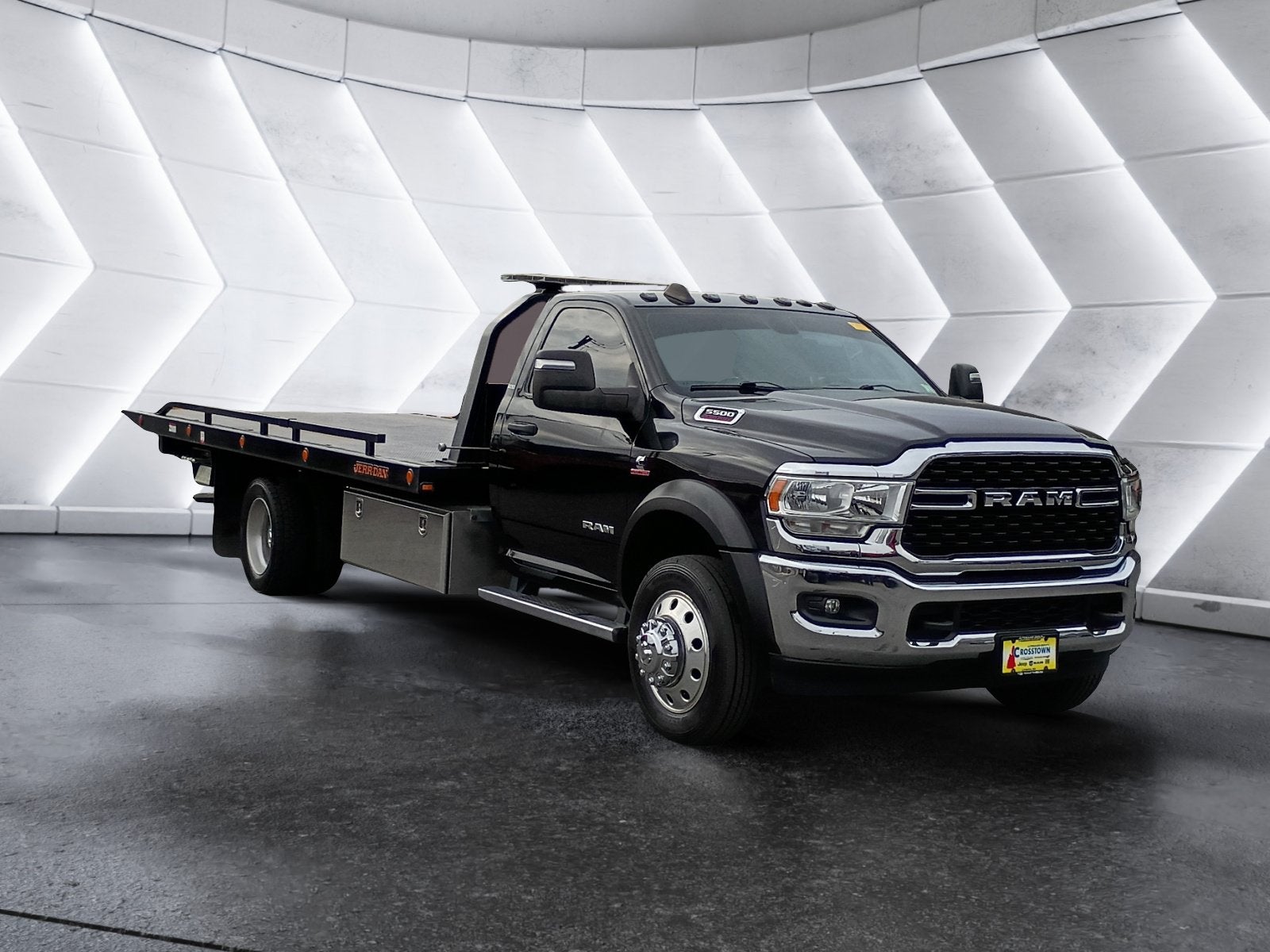 2024 RAM 5500HD SLT JERR-DAN ROLL BACK