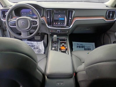 2025 Volvo V60 Cross Country B5 Plus
